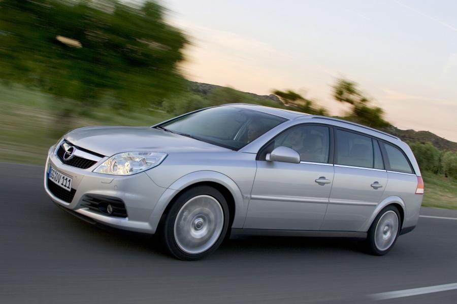  Opel Vectra Station Wagon 2005 года  (фото 33 из 33)